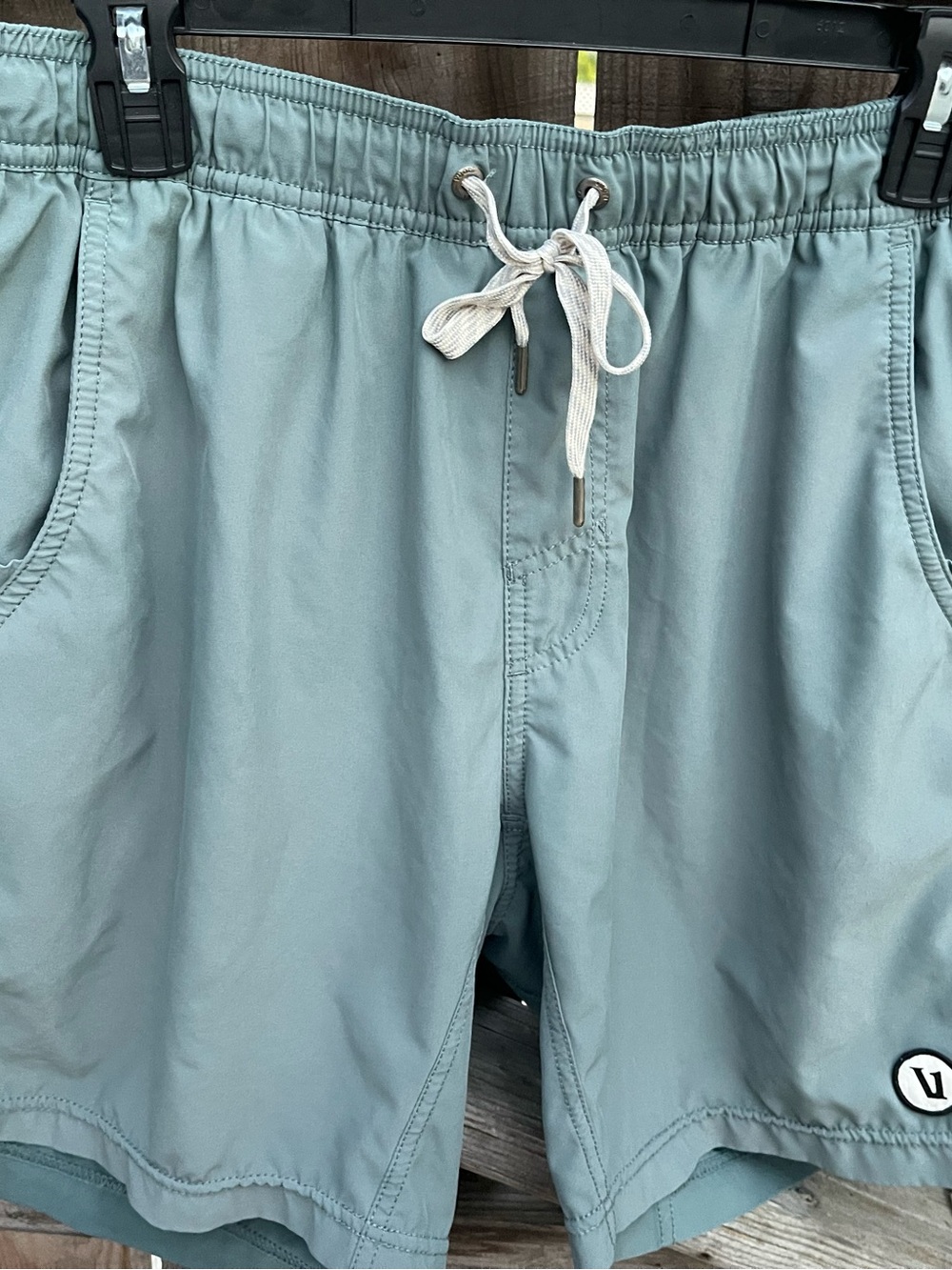 Vuori Kore Shorts Men’s Blue Gray Lined Athletic Hybrid Activewear Shorts S